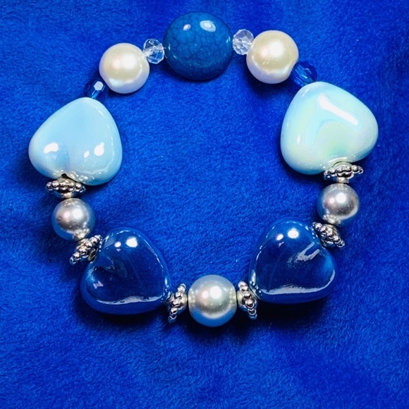 Handmade bracelets - Picture 4 of 5